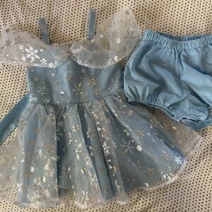 Lu & Ro - Blue snowflake dress